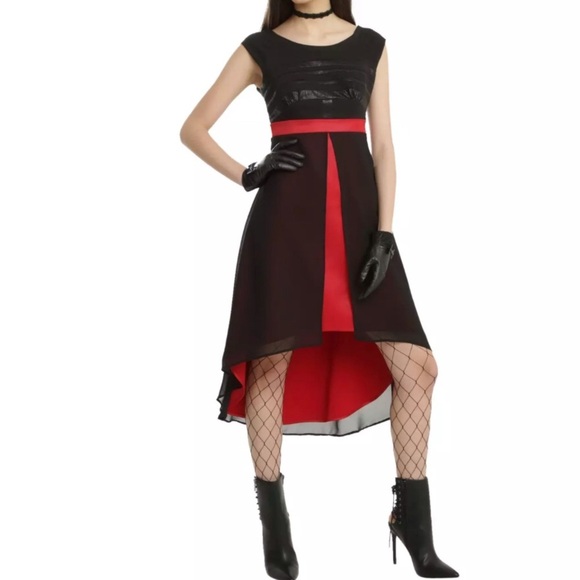 Her Universe x Star Wars ‘Kylo Ren’ Dress - Picture 1 of 14